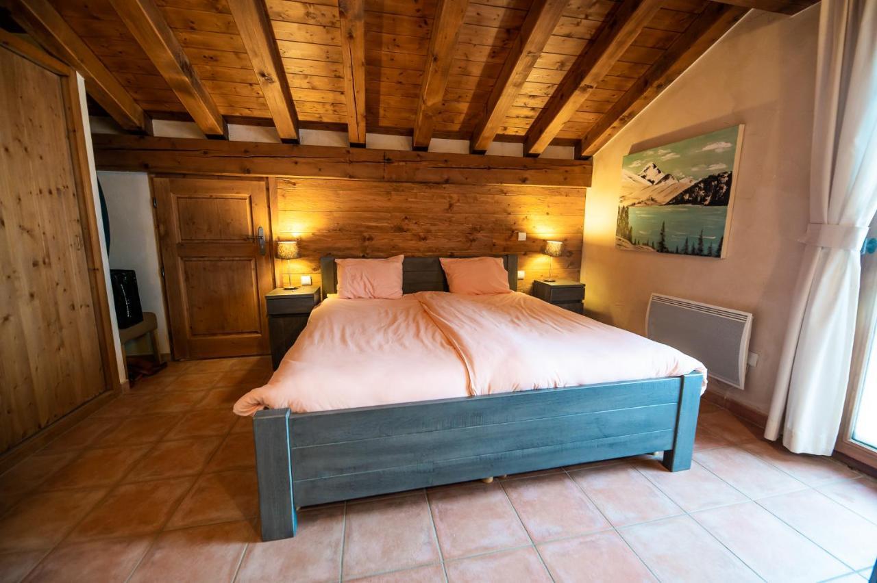 Parc Madeleine - Chalets Saint-François-Longchamp Esterno foto